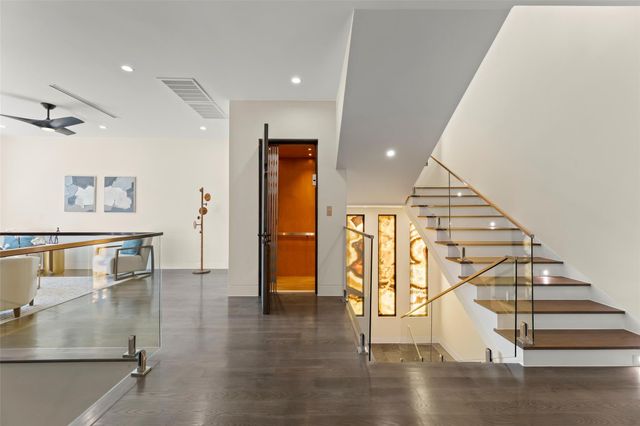 2610 Westgrove Lane, Houston, TX 77027