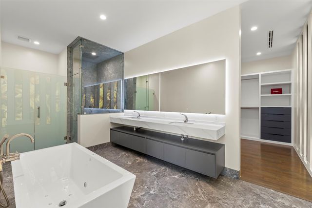 2610 Westgrove Lane, Houston, TX 77027