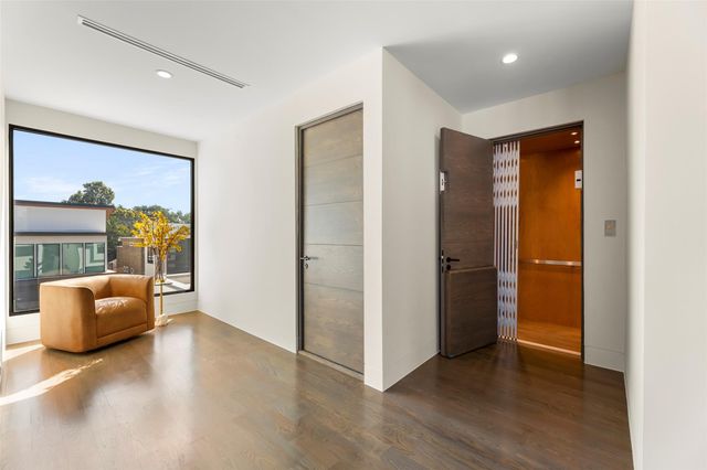 2610 Westgrove Lane, Houston, TX 77027