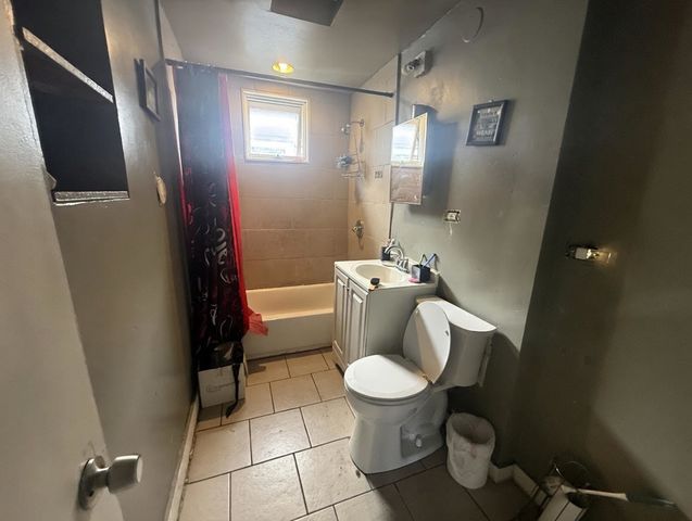 7316 S Perry Avenue, Chicago, IL 60621