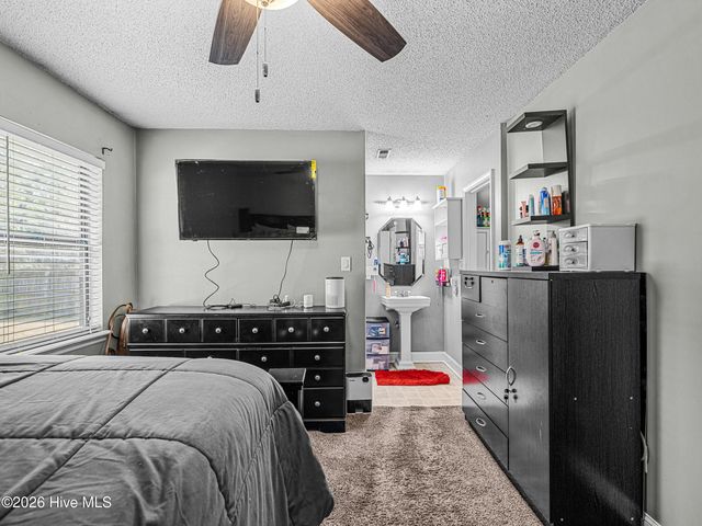 159 Liberty Park Road, Jacksonville, NC 28540