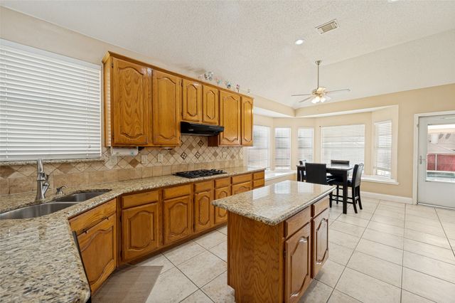 5013 Ridgecrest Drive, The Colony, TX 75056