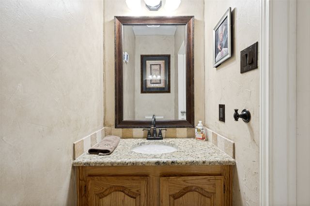 5013 Ridgecrest Drive, The Colony, TX 75056