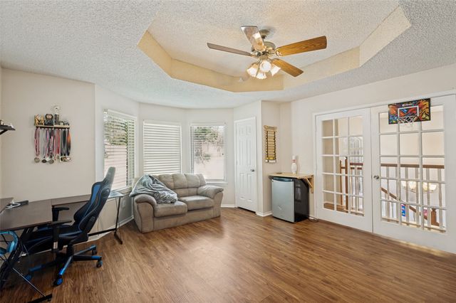 5013 Ridgecrest Drive, The Colony, TX 75056