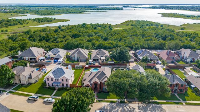 5013 Ridgecrest Drive, The Colony, TX 75056
