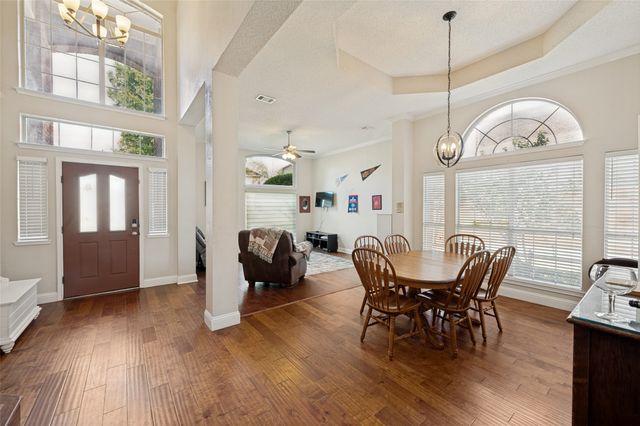 5013 Ridgecrest Drive, The Colony, TX 75056
