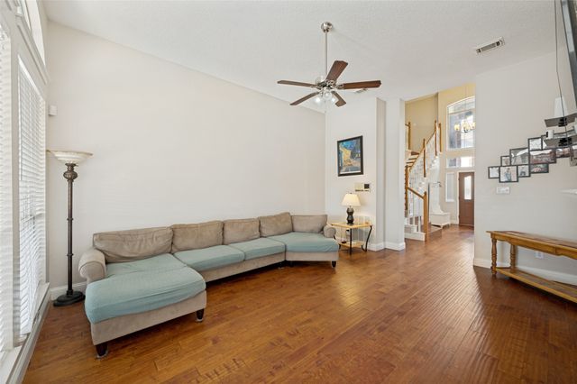5013 Ridgecrest Drive, The Colony, TX 75056