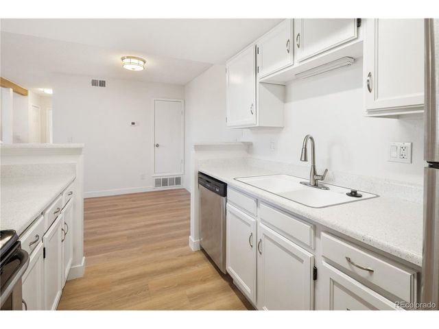 18494 E Kepner Pl 207, Aurora, CO 80017