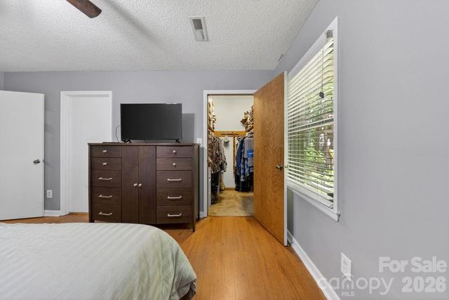 1908 W Sugar Creek Road, Charlotte, NC 28262