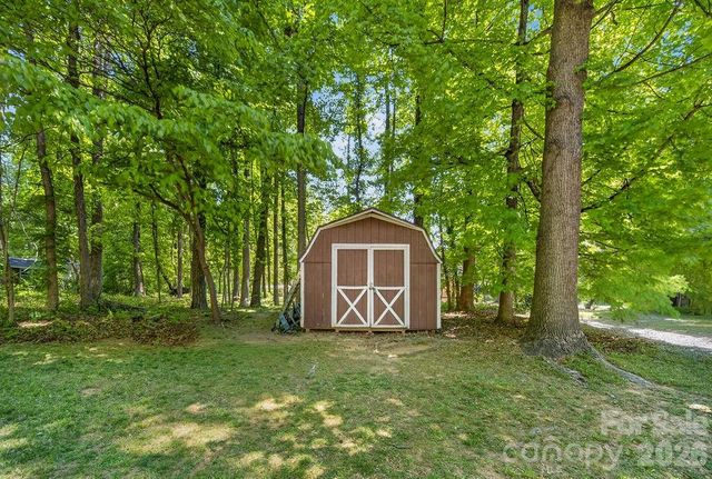 1908 W Sugar Creek Road, Charlotte, NC 28262