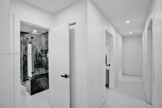 14021 Cypress Ct, Miami Lakes, FL 33014