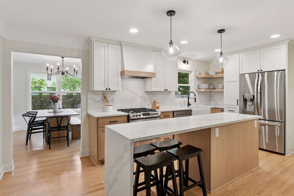2832 Oregon Avenue S, Saint Louis Park, MN 55426