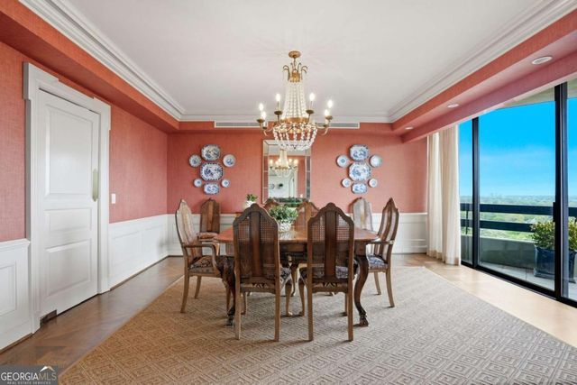 2660 Peachtree Road NW 20G, Atlanta, GA 30305