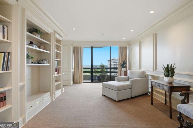 2660 Peachtree Road NW 20G, Atlanta, GA 30305