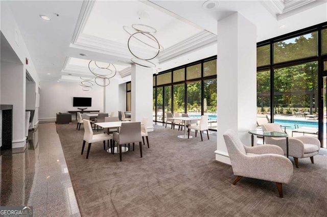 2660 Peachtree Road NW 20G, Atlanta, GA 30305