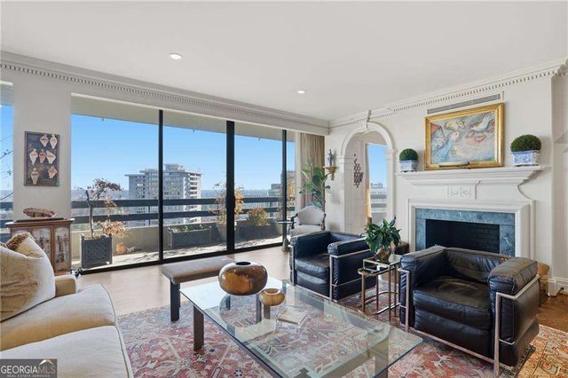 2660 Peachtree Road NW 20G, Atlanta, GA 30305