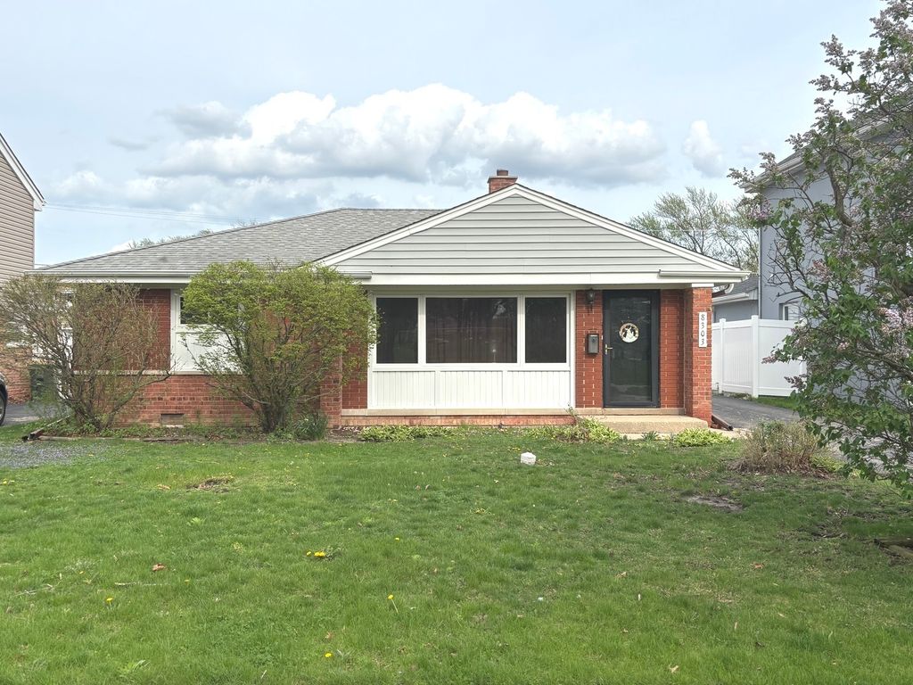 8303 N Washington Street, Niles, IL 60714 — exterior