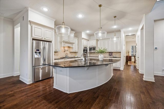 5514 Caspian Falls Lane, Fulshear, TX 77441