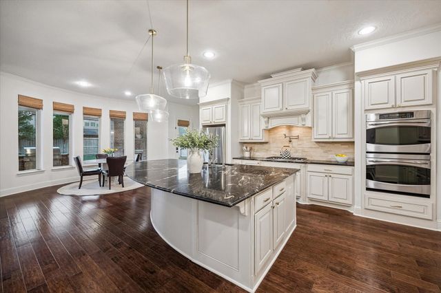 5514 Caspian Falls Lane, Fulshear, TX 77441