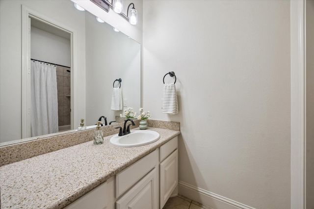 5514 Caspian Falls Lane, Fulshear, TX 77441