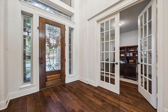 5514 Caspian Falls Lane, Fulshear, TX 77441