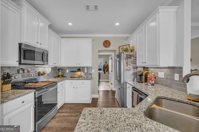 2464 Savage Road, Bogart, GA 30622