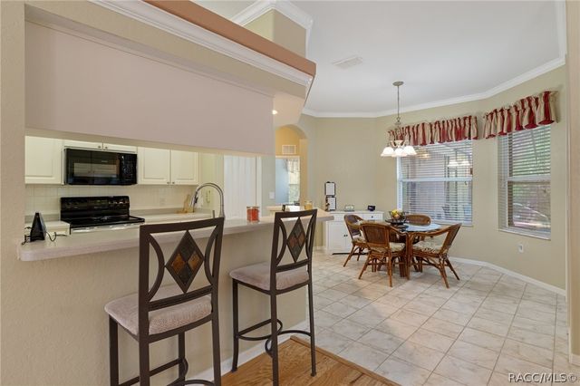 12 HACKBERRY Drive, Homosassa, FL 34446