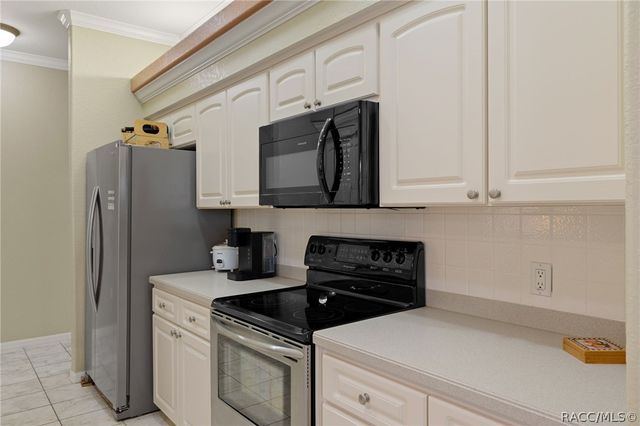 12 HACKBERRY Drive, Homosassa, FL 34446