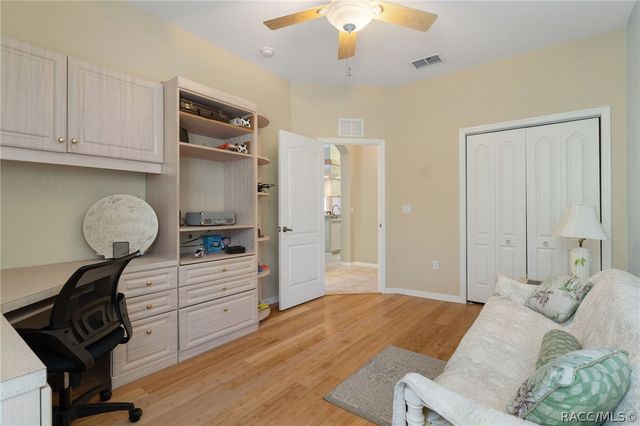 12 HACKBERRY Drive, Homosassa, FL 34446