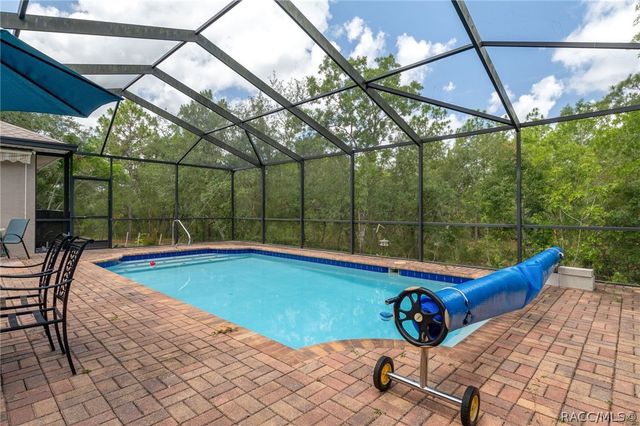 12 HACKBERRY Drive, Homosassa, FL 34446