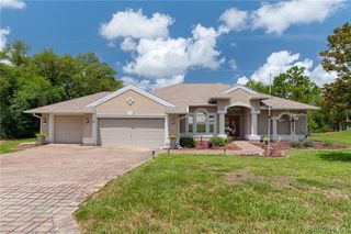 12 HACKBERRY Drive, Homosassa, FL 34446