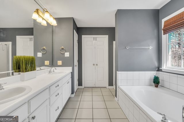 17 Brookwood Way, Griffin, GA 30224