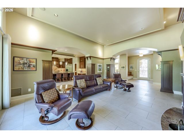 2325 PARK GROVE Dr, Eugene, OR 97408