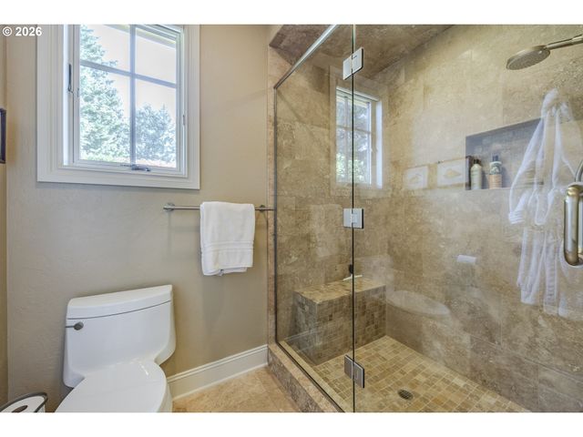 2325 PARK GROVE Dr, Eugene, OR 97408