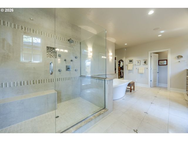 2325 PARK GROVE Dr, Eugene, OR 97408