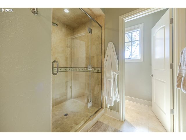 2325 PARK GROVE Dr, Eugene, OR 97408