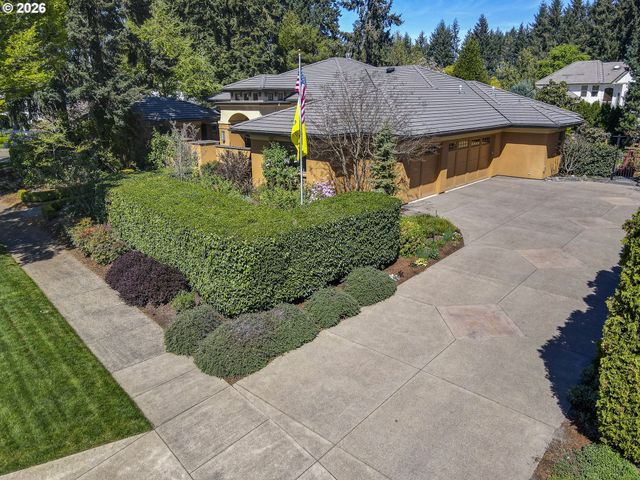2325 PARK GROVE Dr, Eugene, OR 97408