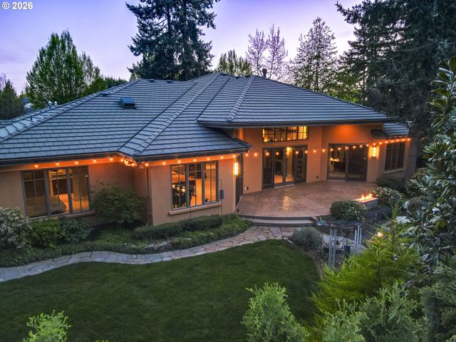 2325 PARK GROVE Dr, Eugene, OR 97408