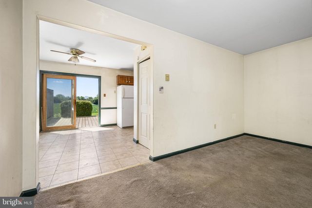 229 BLACK HORSE DR, Strasburg, PA 17579