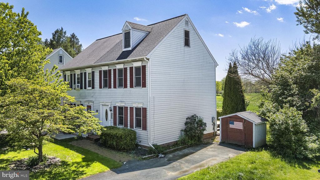 229 BLACK HORSE DR, Strasburg, PA 17579