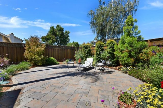 15135 La Rocca Court, Morgan Hill, CA 95037