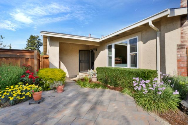 15135 La Rocca Court, Morgan Hill, CA 95037