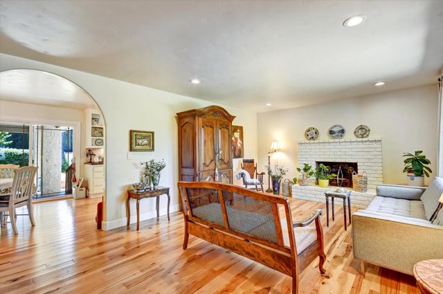 15135 La Rocca Court, Morgan Hill, CA 95037