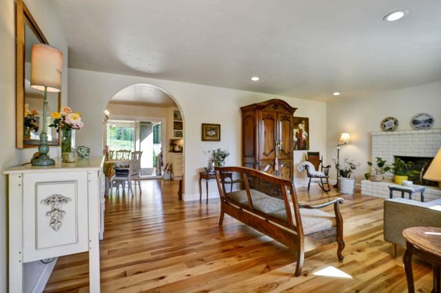 15135 La Rocca Court, Morgan Hill, CA 95037