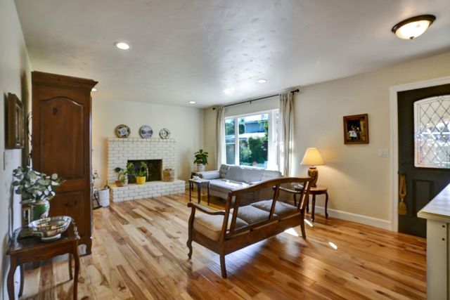 15135 La Rocca Court, Morgan Hill, CA 95037