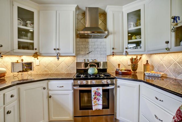 15135 La Rocca Court, Morgan Hill, CA 95037