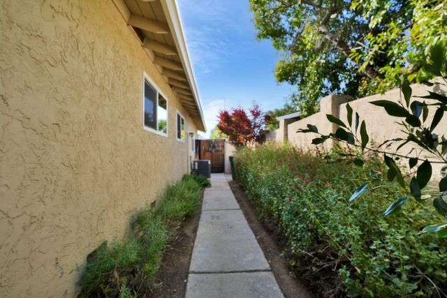 15135 La Rocca Court, Morgan Hill, CA 95037