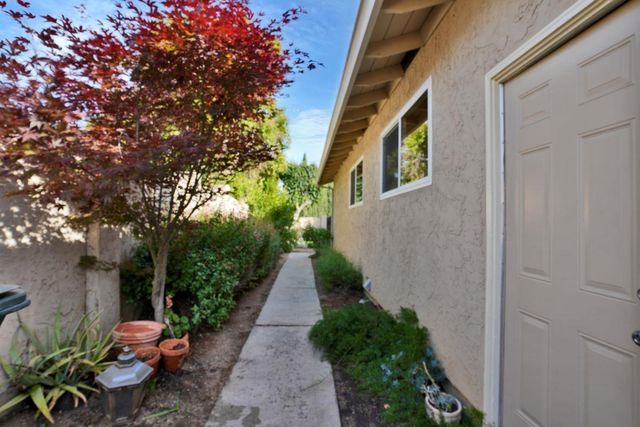 15135 La Rocca Court, Morgan Hill, CA 95037