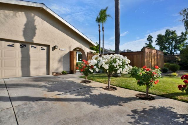 15135 La Rocca Court, Morgan Hill, CA 95037