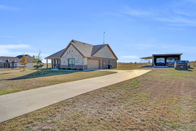 571 County Road 2830, Decatur, TX 76234